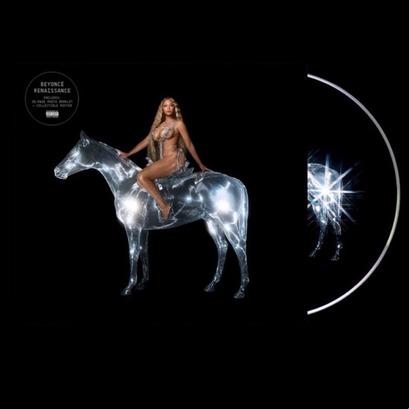 Beyoncé Renaissance pose 3 Medium - Picture 3 of 5